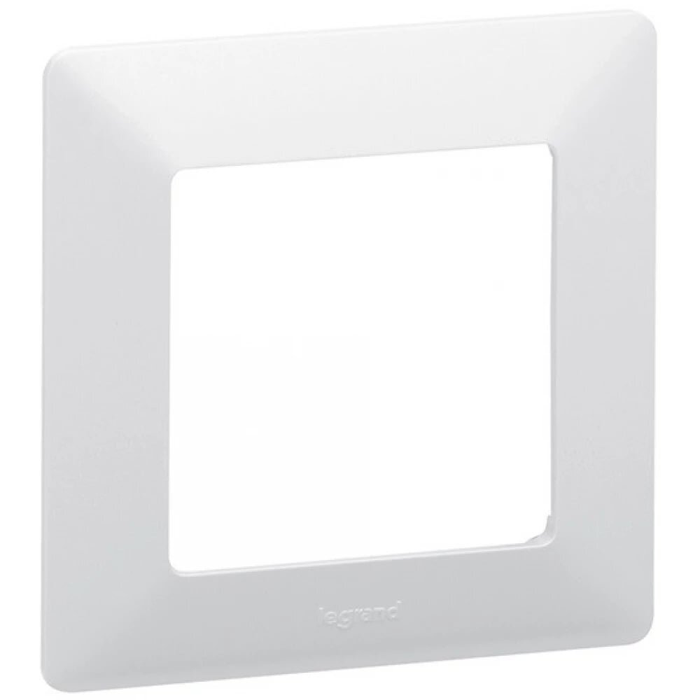 1 slot plate Valena Life Legrand 754141 (pearl color)