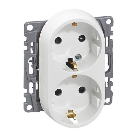 2 slot socket Valena Life Legrand 764544