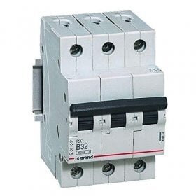 Automatinis jungiklis MCB RX3 Legrand 419172 (32A, 3P, 230V, 6kA) Automatinis jungiklis MCB RX3 Legrand 419172 (32A, 3P, 230V, 6kA)