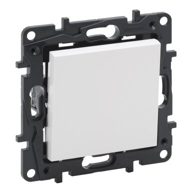 White switch Niloe Step Legrand 863101