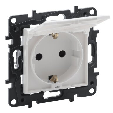 Socket with cover Niloe Step Legrand 863123