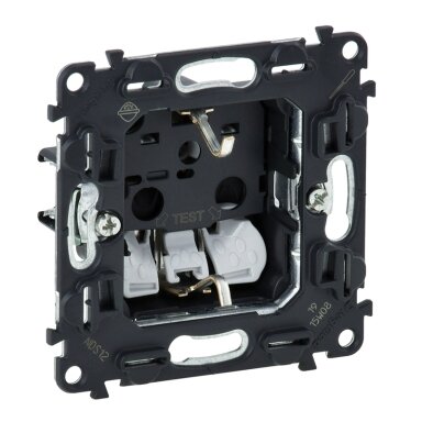 2P + E socket with grounding Valena Life Legrand 753020