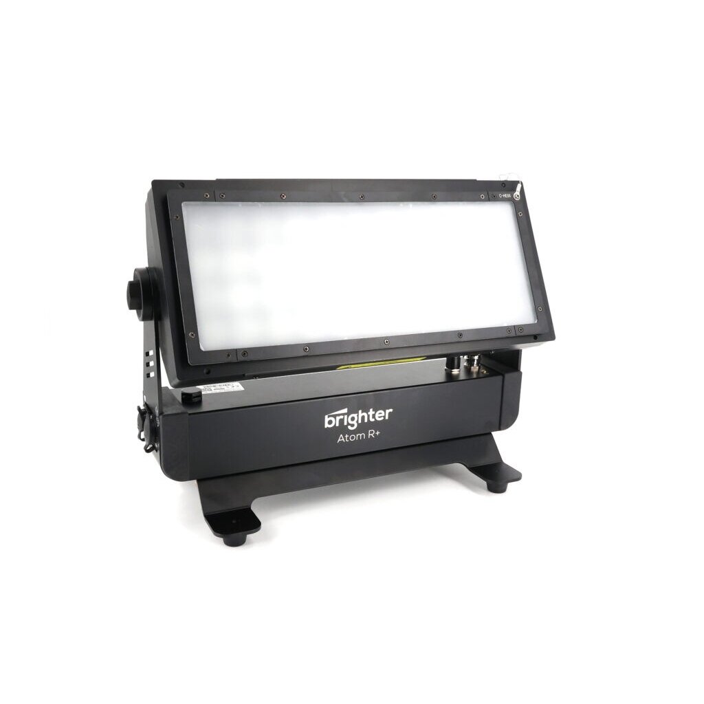 LED spotlight BRIGHTER ATOM R+ (IP65, 45,000lm, 500x320x140mm, 9kg) LED spotlight BRIGHTER ATOM R+ (IP65, 45,000lm, 500x320x140mm, 9kg)