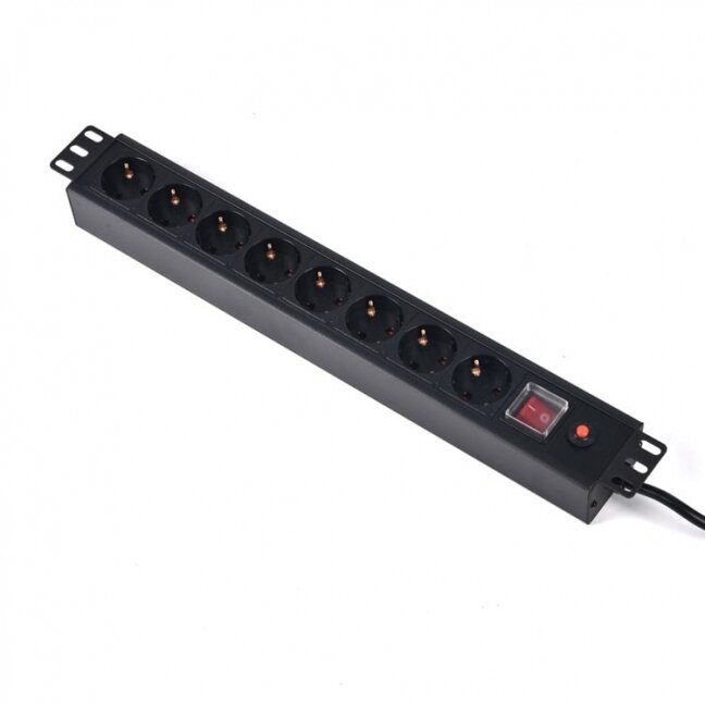 Maitinimo panelė 19'' 8X220V su viršsrovio apsauga Maitinimo panelė 19'' 8X220V su viršsrovio apsauga