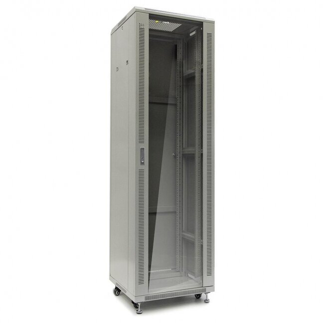 Pastatoma komutacinė spinta 19" 15U 600x600 Pastatoma komutacinė spinta 19" 15U 600x600